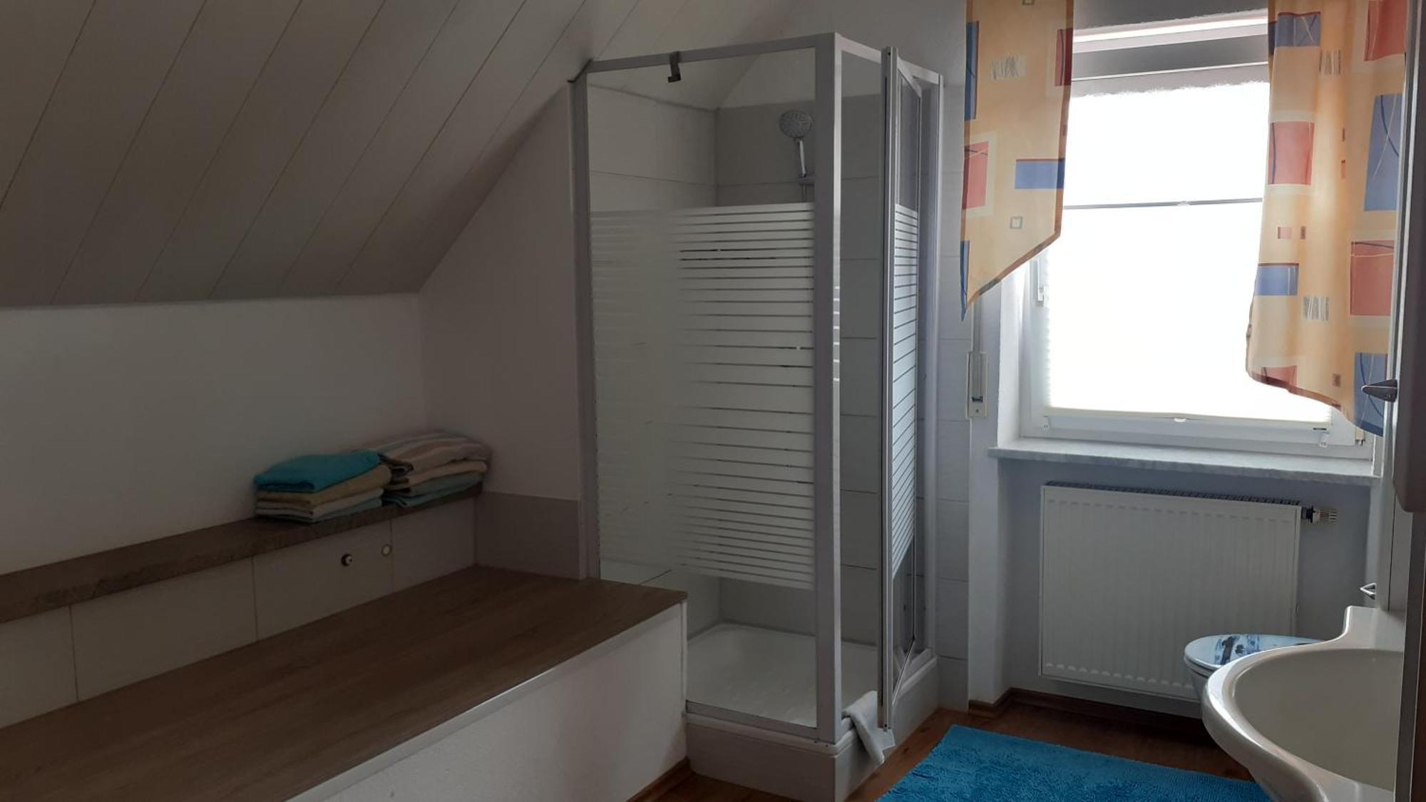 Privatzimmer บัวร์เกา ภายนอก รูปภาพ