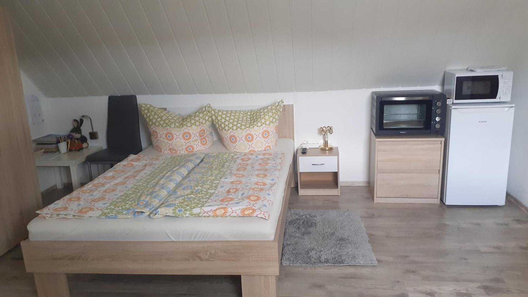 Privatzimmer บัวร์เกา ภายนอก รูปภาพ